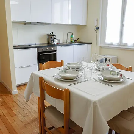 Appartement Easy Italy Balcony